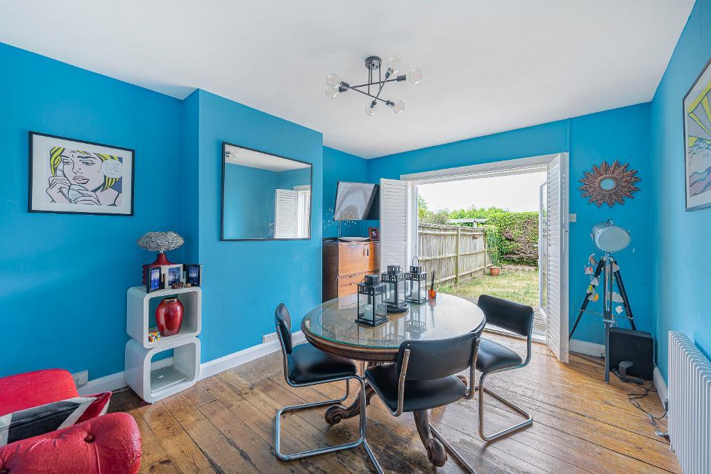 3 Bedroom House for Sale in Seaford, BN25 3NR