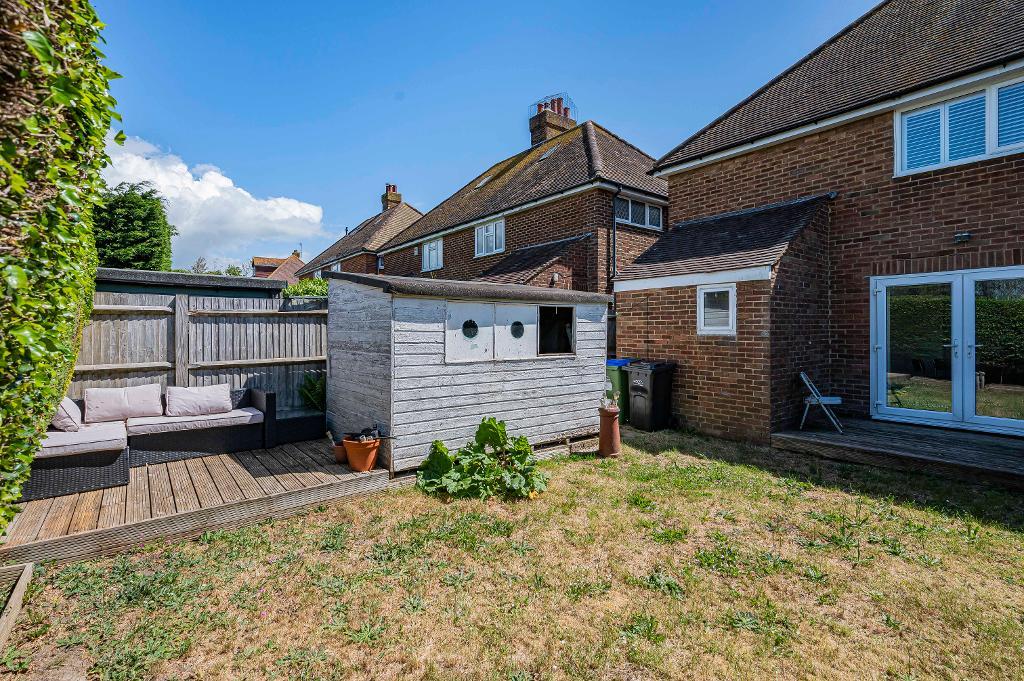 3 Bedroom House for Sale in Seaford, BN25 3NR