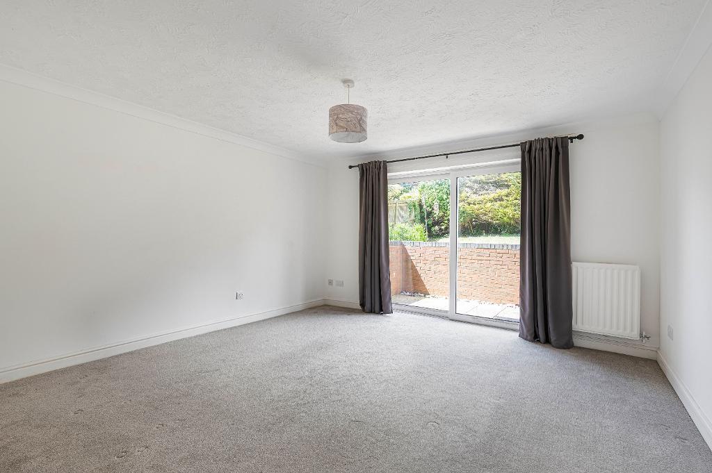 5 Bedroom House for Sale in Seaford, BN25 2QT