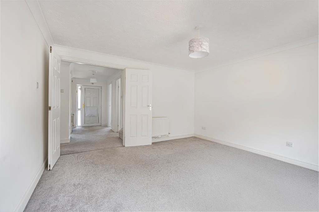 5 Bedroom House for Sale in Seaford, BN25 2QT