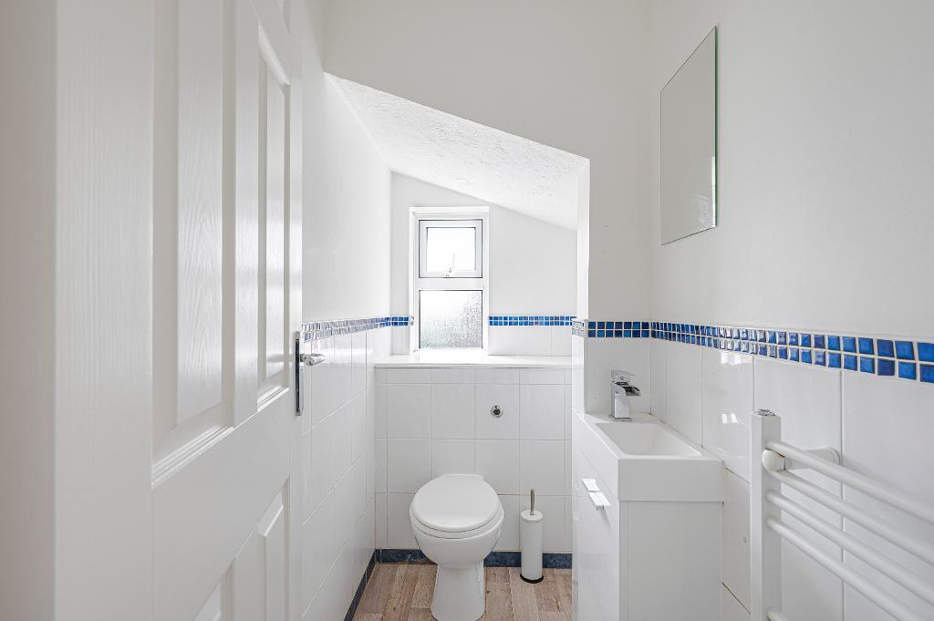 5 Bedroom House for Sale in Seaford, BN25 2QT