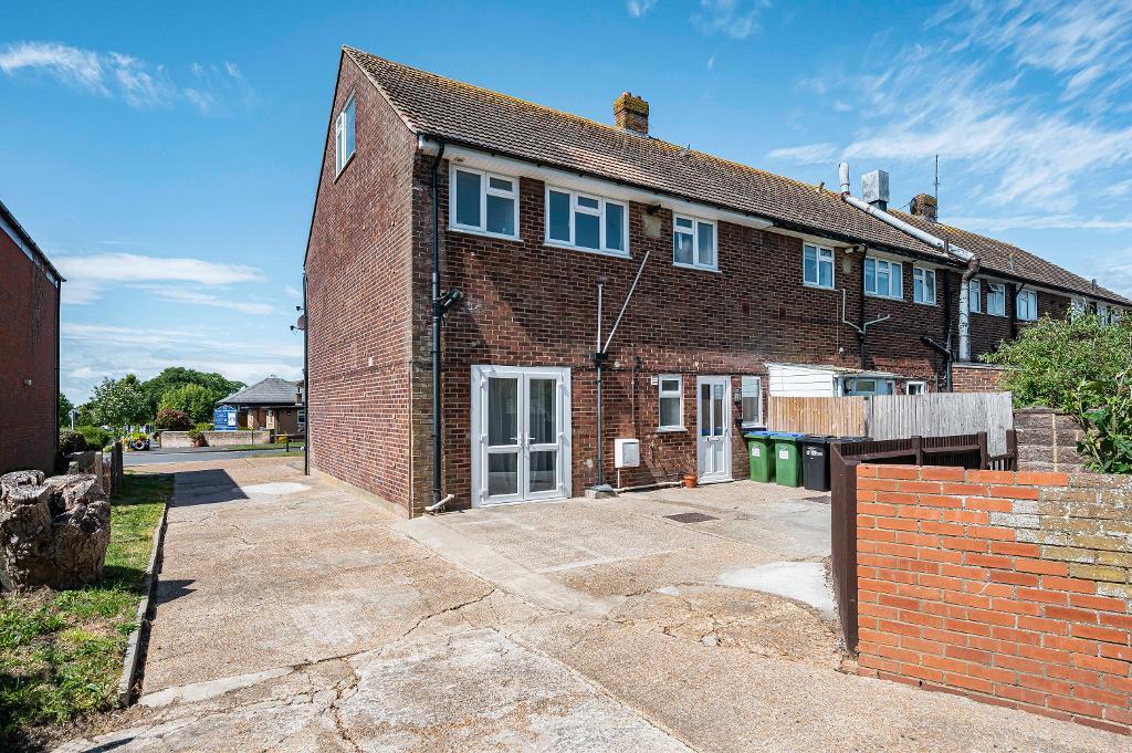 2 Bedroom Flat for Sale in Seaford, BN25 3JY