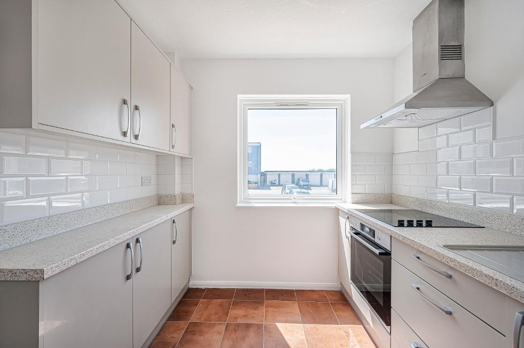 2 Bedroom Flat for Sale in Seaford, BN25 1EA