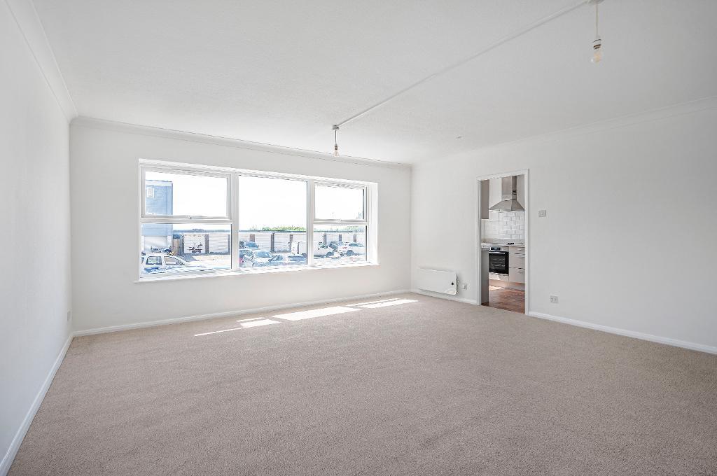 2 Bedroom Flat for Sale in Seaford, BN25 1EA