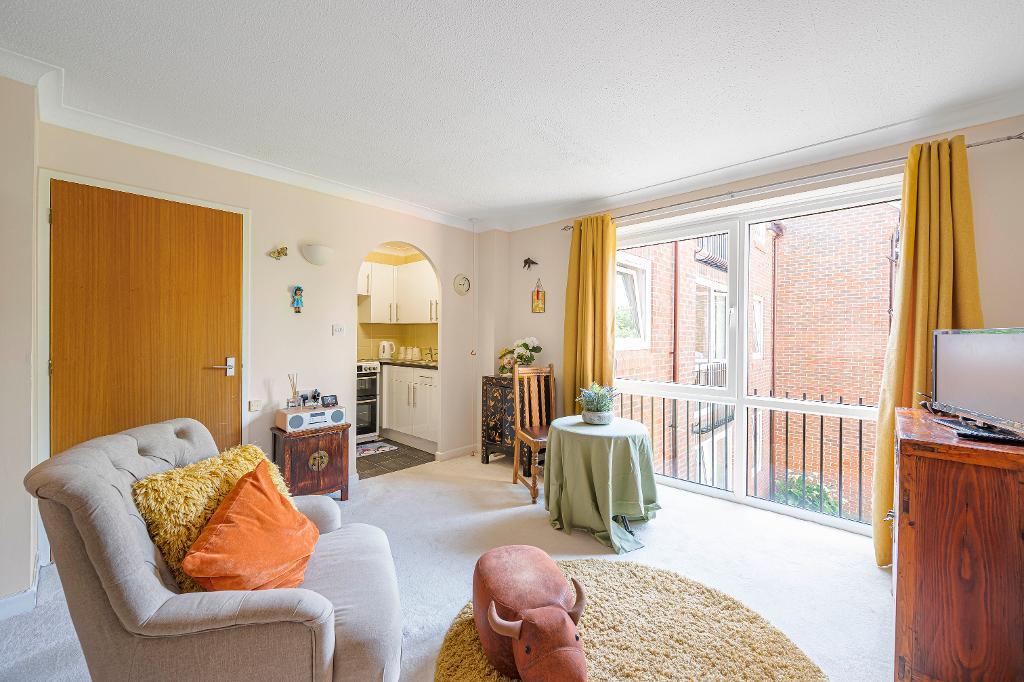1 Bedroom Retirement flat for Sale in Seaford, BN25 4QQ