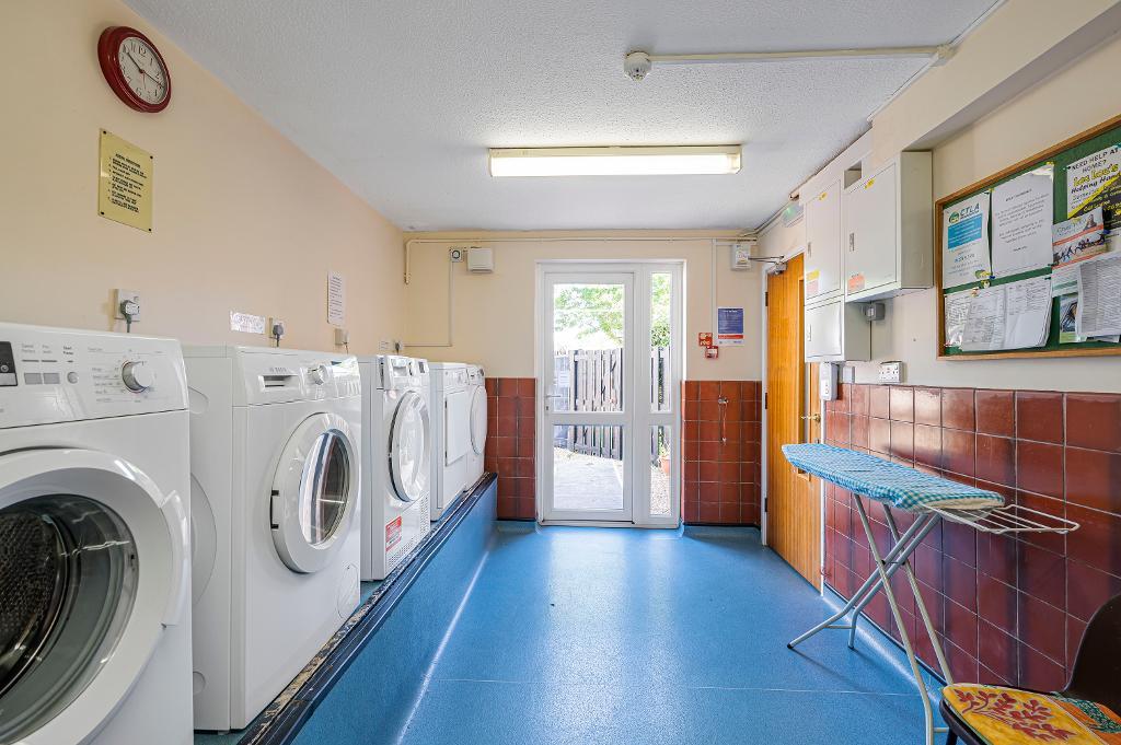 1 Bedroom Retirement flat for Sale in Seaford, BN25 4QQ