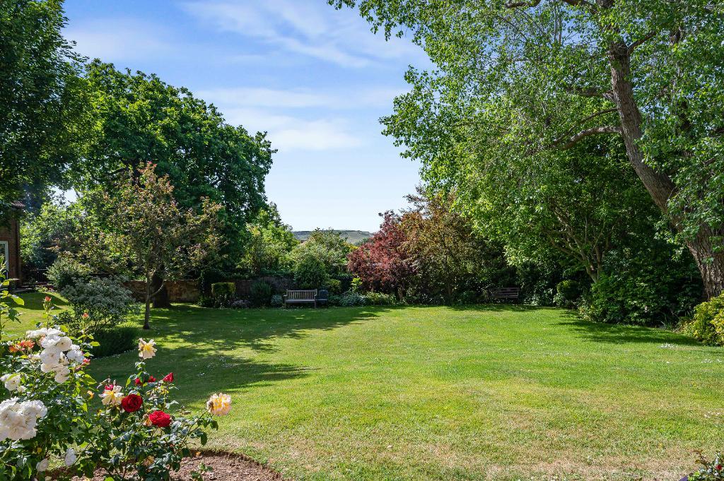 1 Bedroom Retirement flat for Sale in Seaford, BN25 4QQ