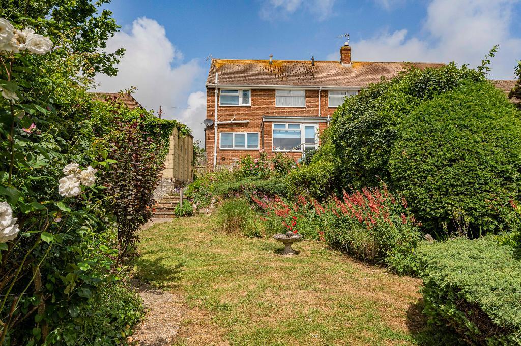 3 Bedroom House for Sale in Seaford, BN25 3ED