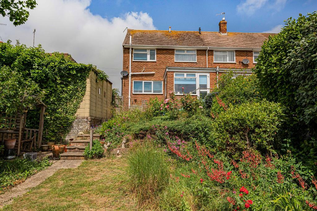 3 Bedroom House for Sale in Seaford, BN25 3ED
