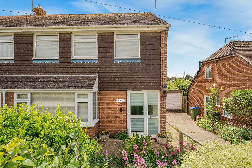 3 Bedroom House for Sale in Seaford, BN25 3ED