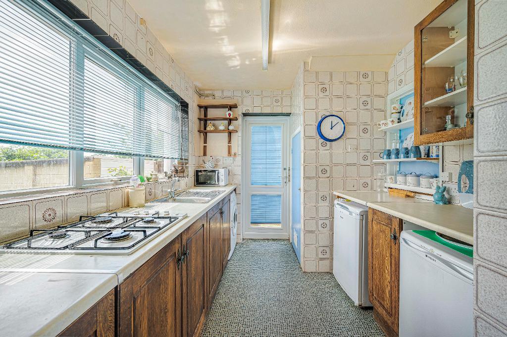 3 Bedroom House for Sale in Seaford, BN25 3ED