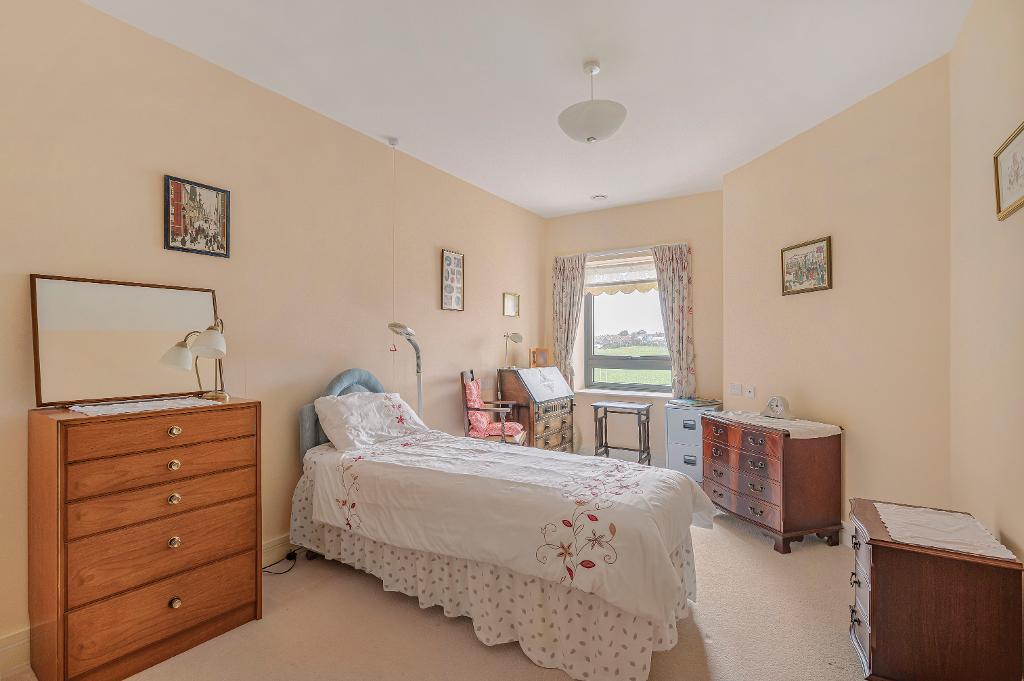 1 Bedroom Retirement flat for Sale in Seaford, BN25 1FF
