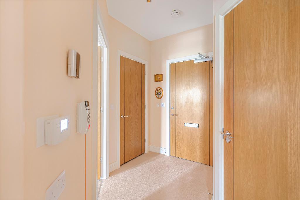 1 Bedroom Retirement flat for Sale in Seaford, BN25 1FF