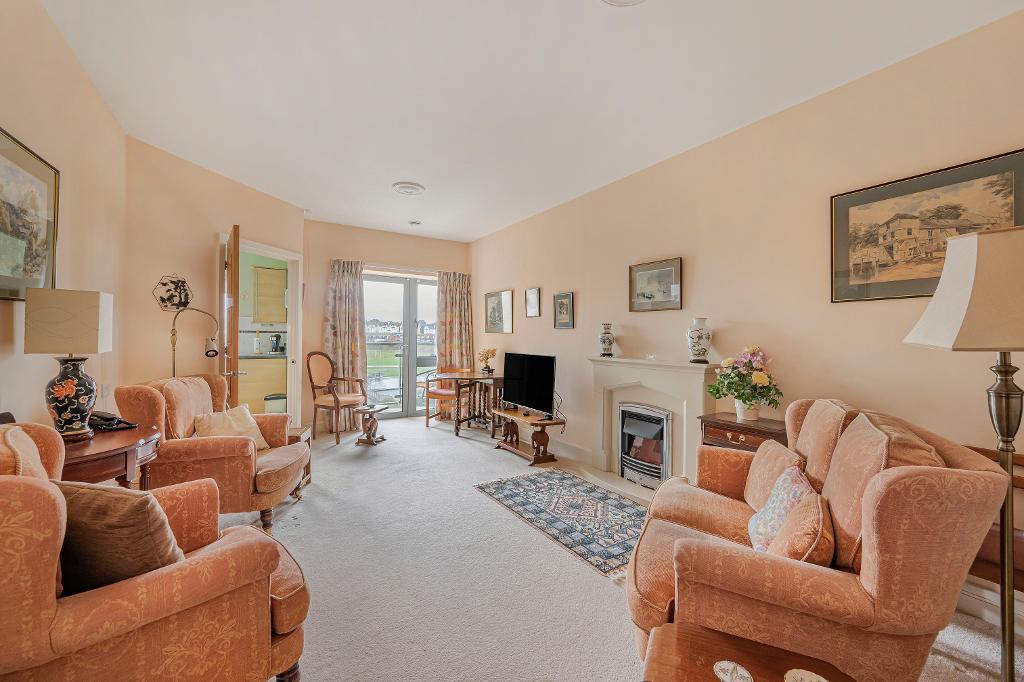 1 Bedroom Retirement flat for Sale in Seaford, BN25 1FF