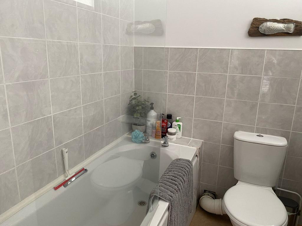 1 Bedroom Flat to Rent in Seaford, BN25 1EA