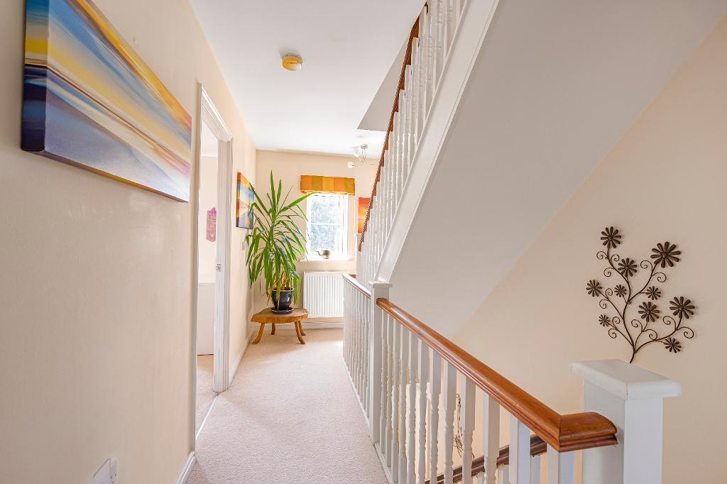 5 Bedroom House for Sale in Seaford, BN25 4AQ