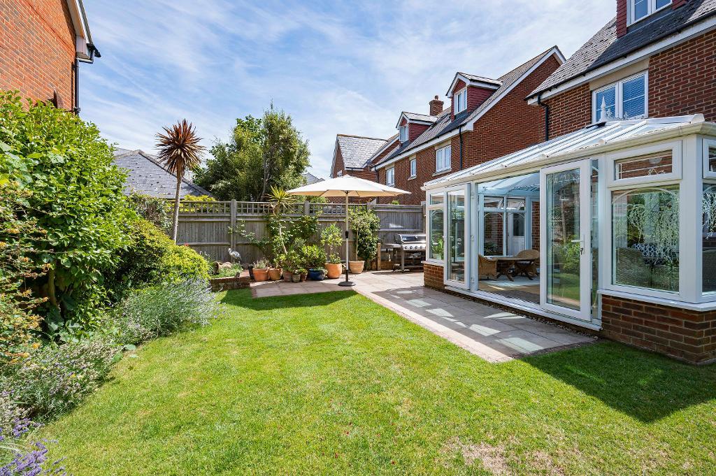 5 Bedroom House for Sale in Seaford, BN25 4AQ