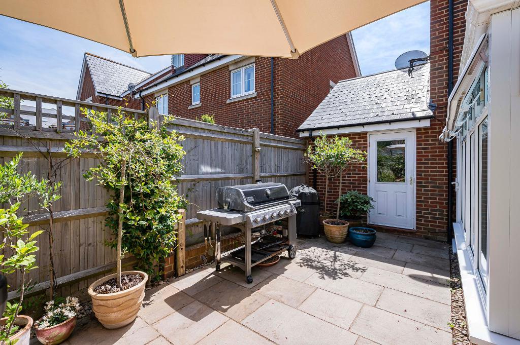 5 Bedroom House for Sale in Seaford, BN25 4AQ