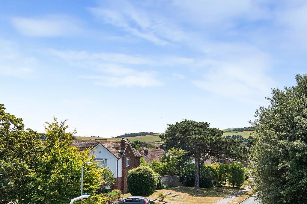 5 Bedroom House for Sale in Seaford, BN25 4AQ