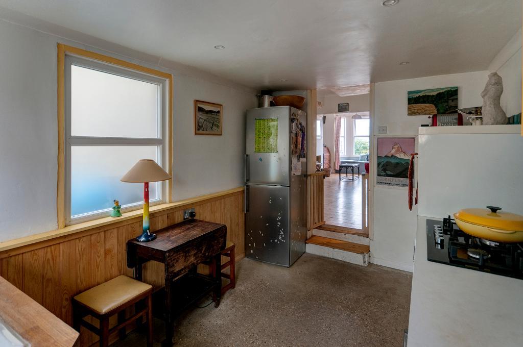 3 Bedroom House to Rent in Newhaven, BN9 9QD