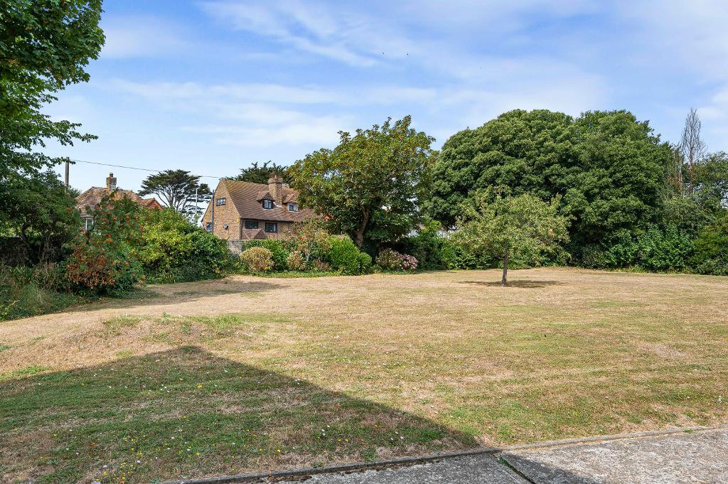 1 Bedroom Flat for Sale in Seaford, BN25 2EL