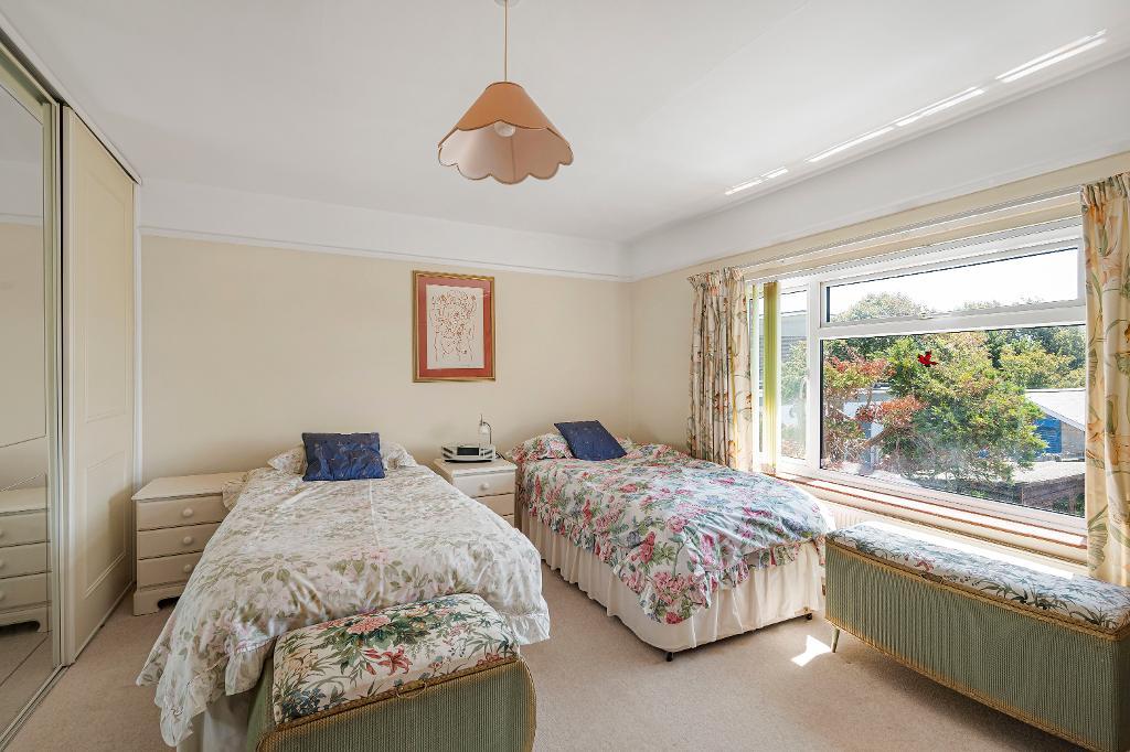 3 Bedroom House for Sale in Seaford, BN25 4LH