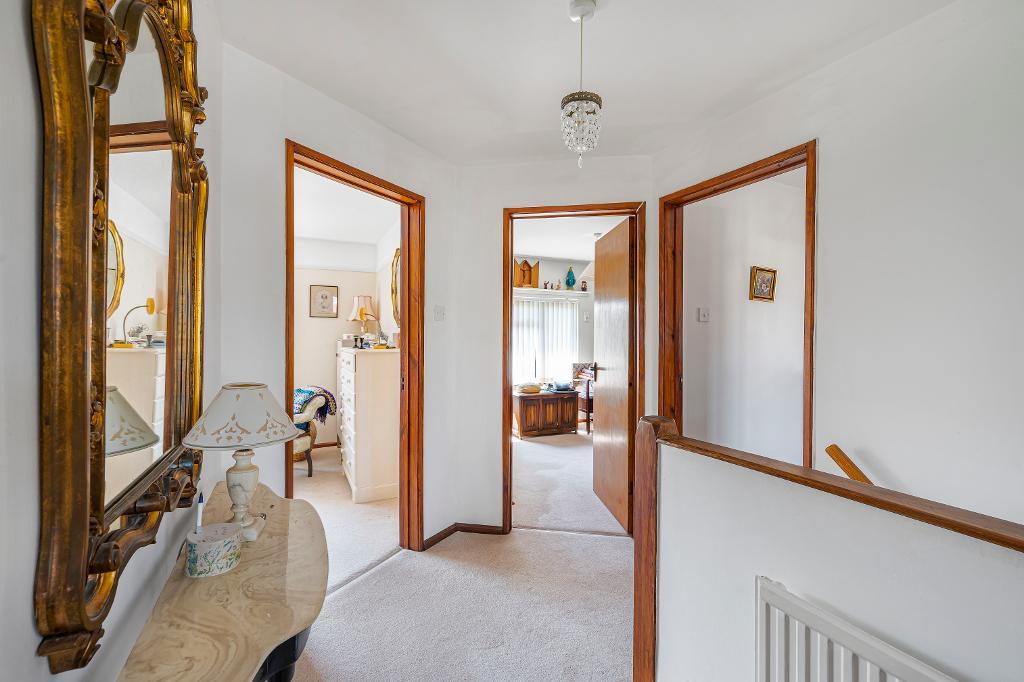 3 Bedroom House for Sale in Seaford, BN25 4LH