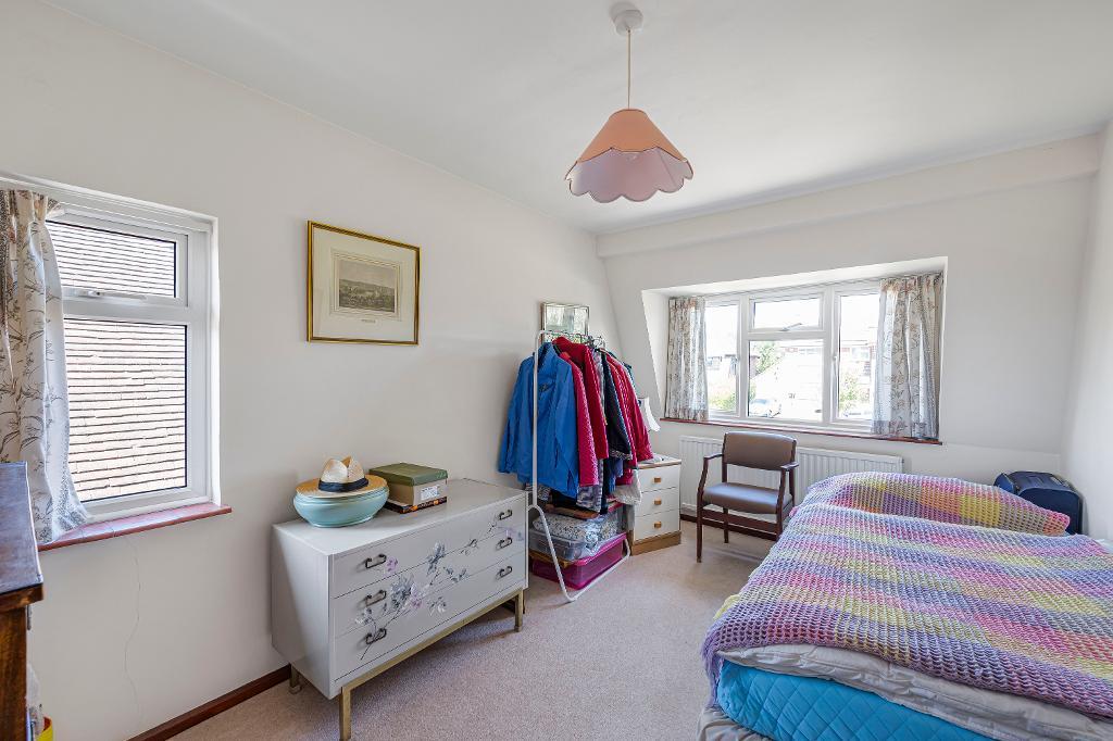 3 Bedroom House for Sale in Seaford, BN25 4LH