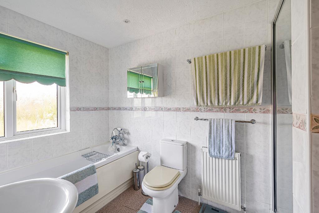 3 Bedroom House for Sale in Seaford, BN25 4LH