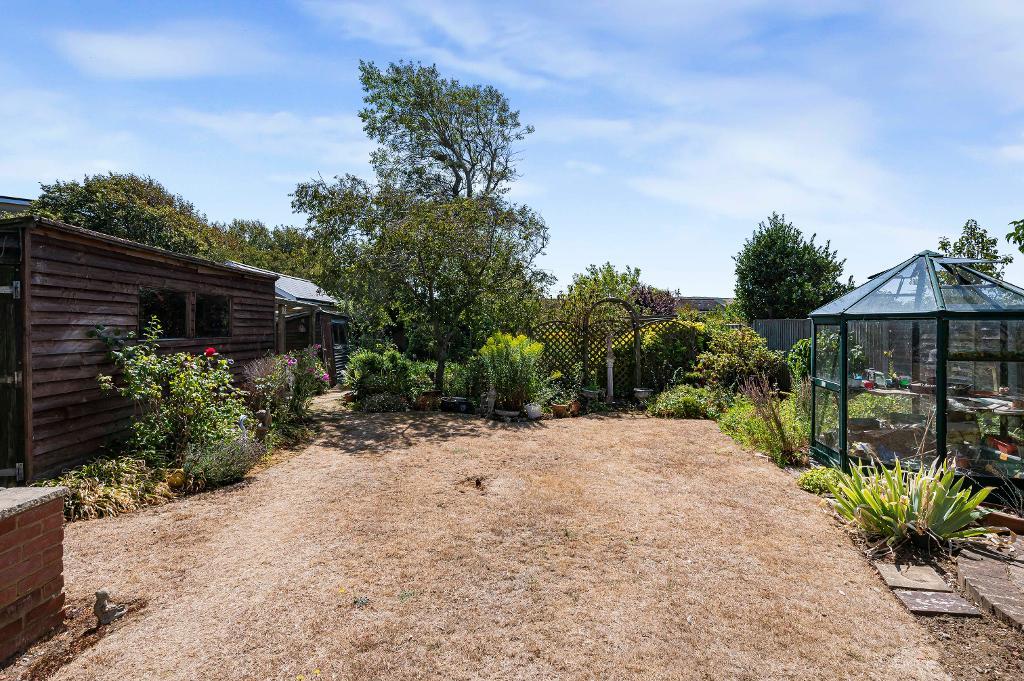3 Bedroom House for Sale in Seaford, BN25 4LH