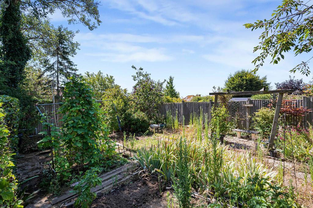 3 Bedroom House for Sale in Seaford, BN25 4LH