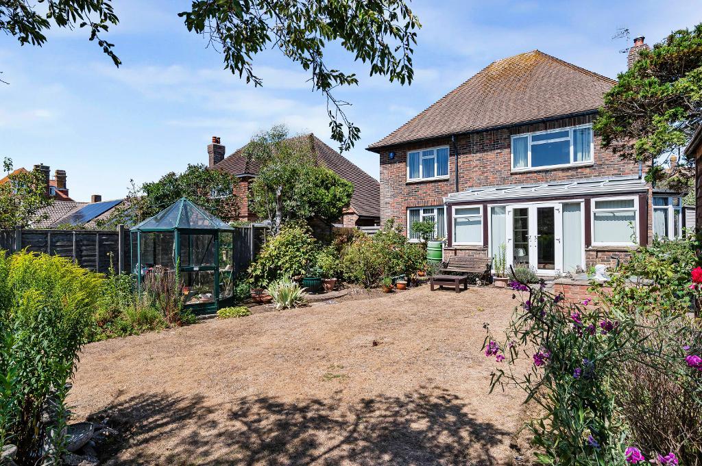 3 Bedroom House for Sale in Seaford, BN25 4LH