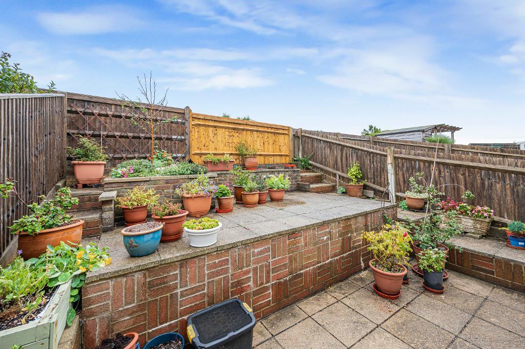 3 Bedroom House for Sale in Seaford, BN25 1BU