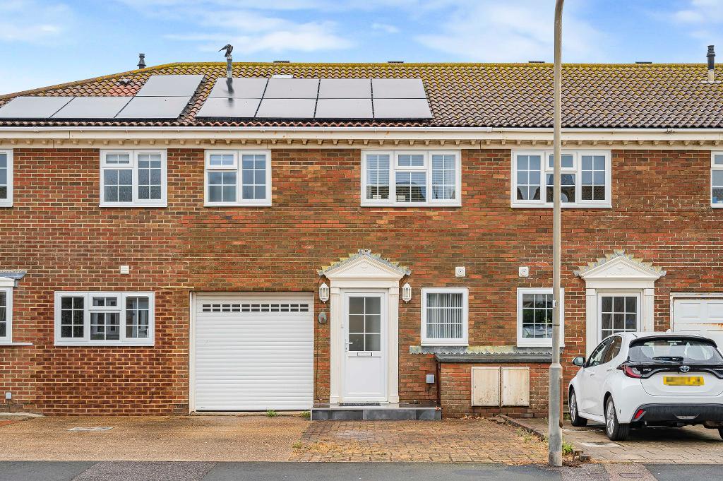 3 Bedroom House for Sale in Seaford, BN25 1BU