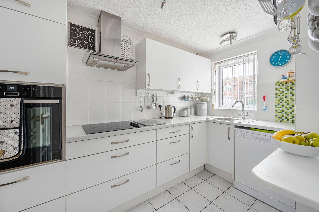 3 Bedroom House for Sale in Seaford, BN25 1BU